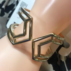 Cato hinged bangle bracelet